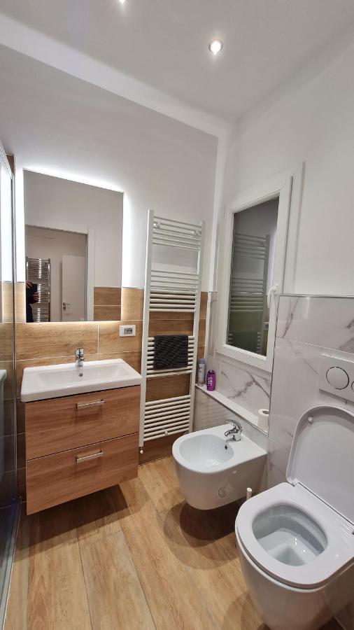 Giudei House Smart 2 Apartment โบโลญญา ภายนอก รูปภาพ